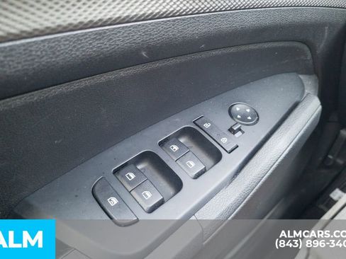 Used 2025 Kia Sportage LX FWD image 30