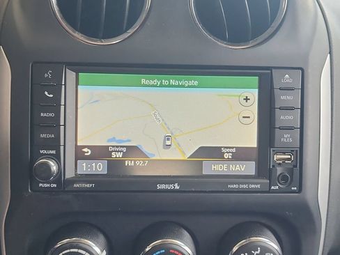 Used 2016 Jeep Compass High Altitude AWD/4WD image 14