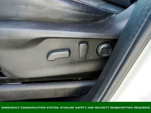 Used 2023 Subaru Ascent Limited image 17