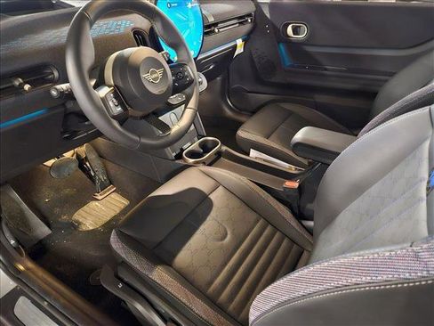 Certified 2025 MINI Cooper S FWD image 10