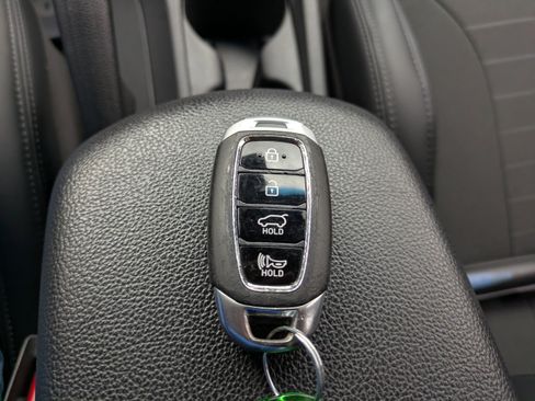 Certified 2022 Hyundai Veloster N FWD image 28