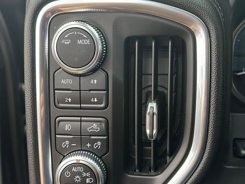 Used 2020 GMC Sierra 3500 Denali w/ Denali Ultimate Package image 23