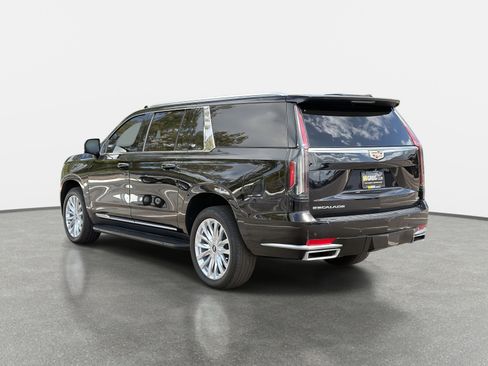 Used 2021 Cadillac Escalade ESV Luxury image 5