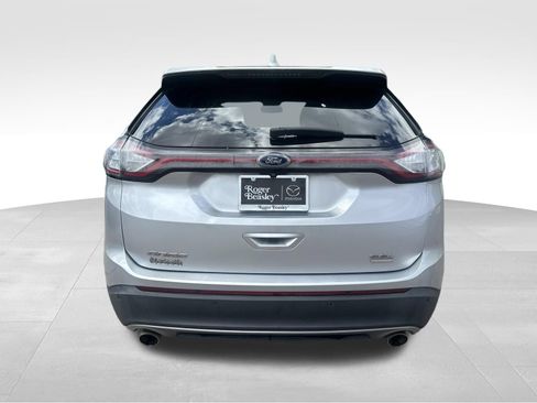 Used 2018 Ford Edge SEL AWD/4WD image 6