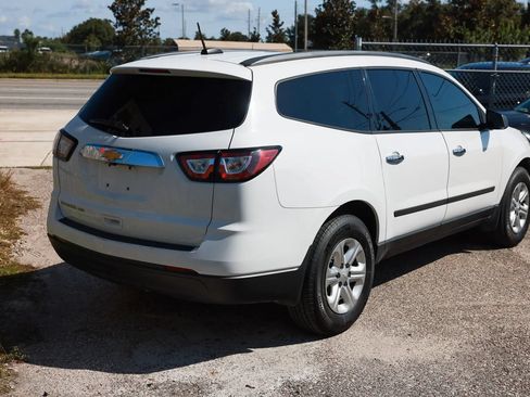 Used 2017 Chevrolet Traverse LS AWD/4WD image 6
