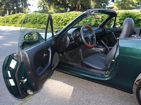 Used 1999 MAZDA MX-5 Miata RWD image 20