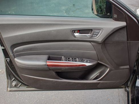 Used 2015 Acura TLX w/ Technology Package FWD image 14