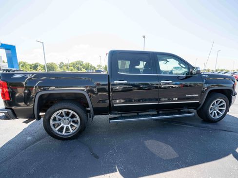 Used 2014 GMC Sierra 1500 SLT w/ SLT Crew Cab Value Package AWD/4WD image 6