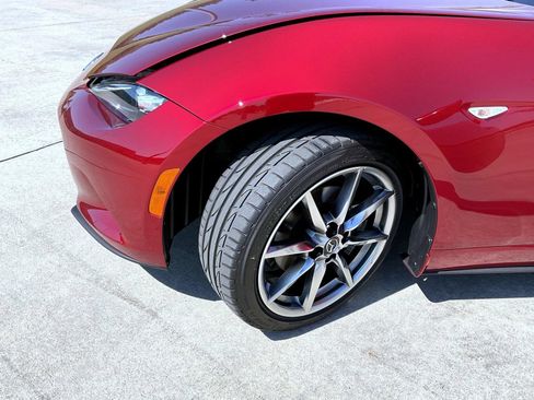 Certified 2022 MAZDA MX-5 Miata Grand Touring RWD image 19