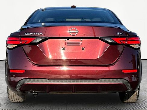 Used 2024 Nissan Sentra SV FWD image 5