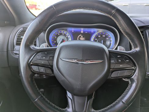 Used 2021 Chrysler 300 S image 17