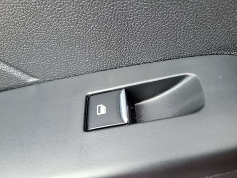 Used 2023 Ford Escape Platinum AWD/4WD image 15