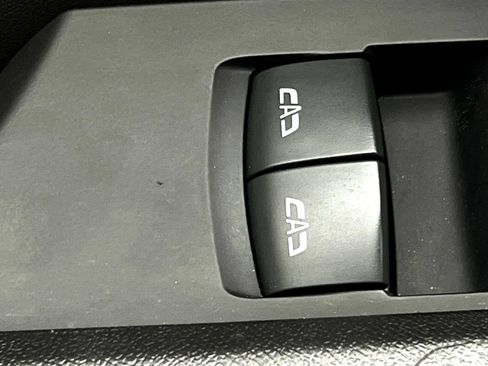 Used 2020 Chevrolet Camaro SS image 39