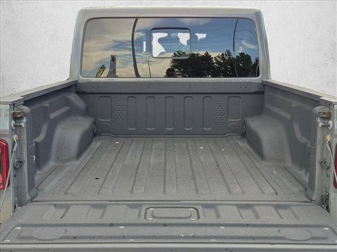 Used 2020 Jeep Gladiator Rubicon AWD/4WD image 6