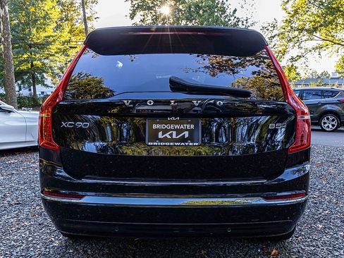 Used 2024 Volvo XC90 B5 Plus image 5