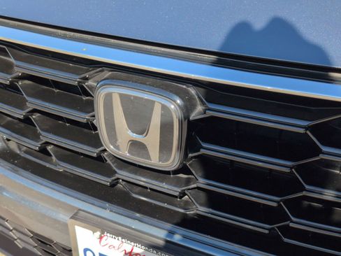 Used 2023 Honda CR-V EX image 13