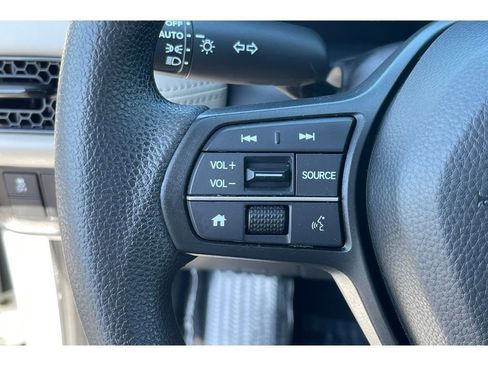 Certified 2024 Honda HR-V LX image 34