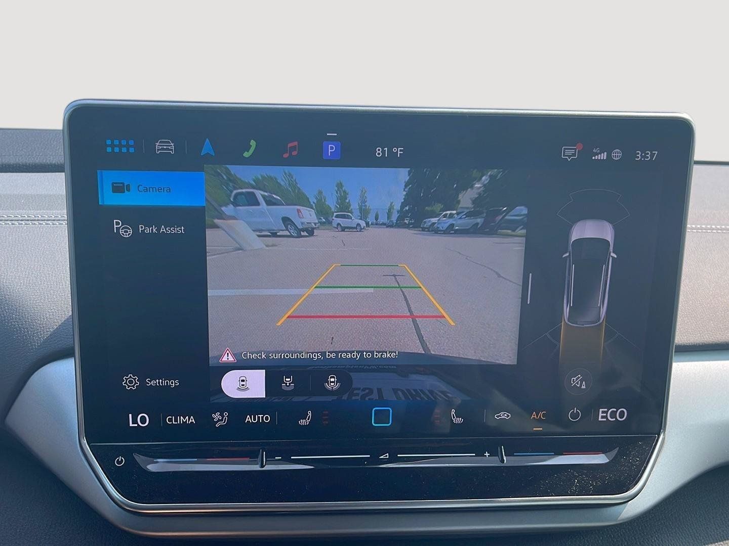 Certified 2025 Volkswagen ID.4 Pro AWD/4WD image 29