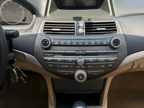 Used 2011 Honda Accord LX image 13