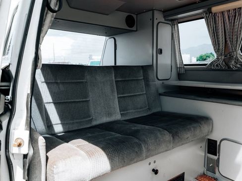 Used 1989 Volkswagen Vanagon GL RWD image 34