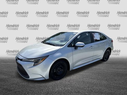 Used 2022 Toyota Corolla LE FWD image 5