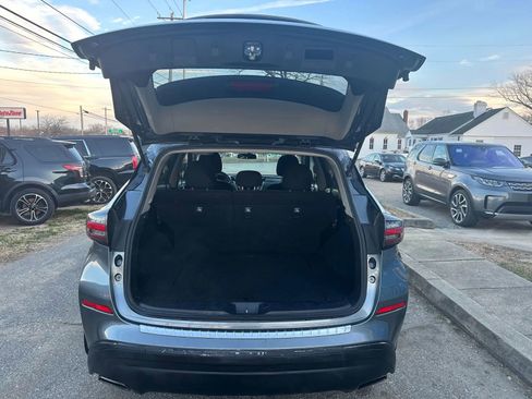 Used 2019 Nissan Murano S image 10