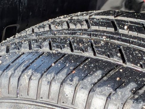 Used 2012 Nissan Murano S image 11