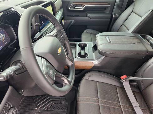 New 2026 Chevrolet Silverado 3500 High Country w/ High Country Premium Package AWD/4WD image 10