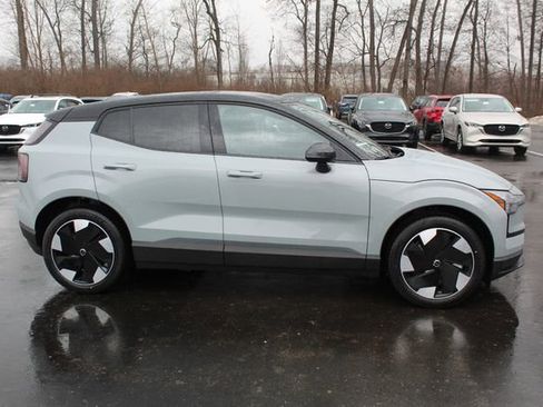New 2026 Volvo EX30 Plus image 2