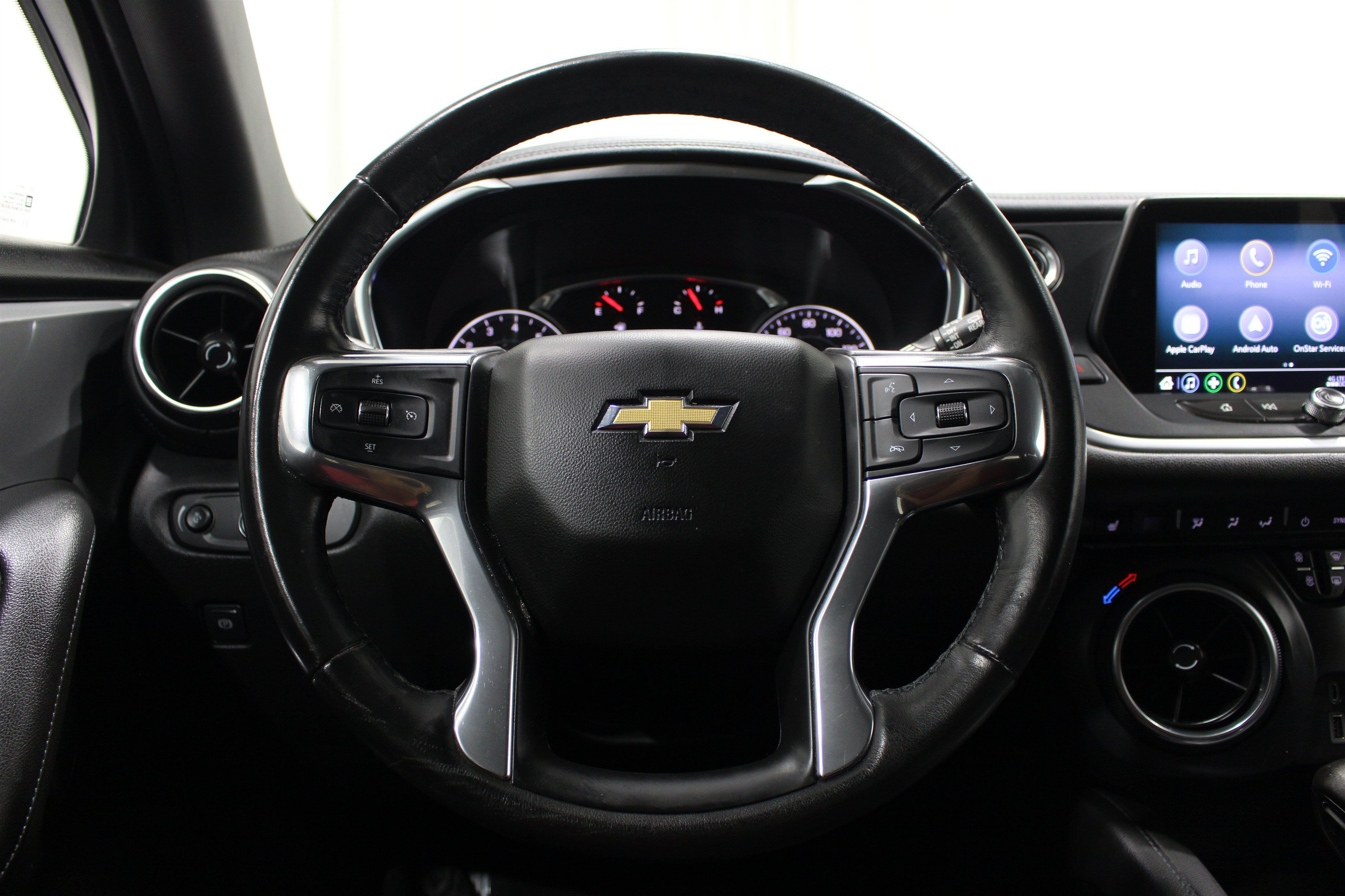 Used 2020 Chevrolet Blazer LT FWD image 11