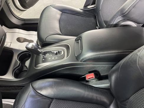 Used 2016 Dodge Journey Crossroad image 28