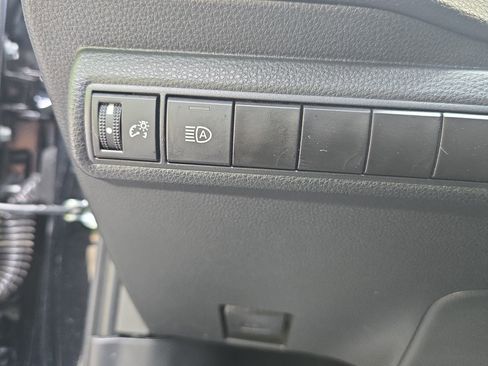 Used 2024 Toyota Corolla SE FWD image 23