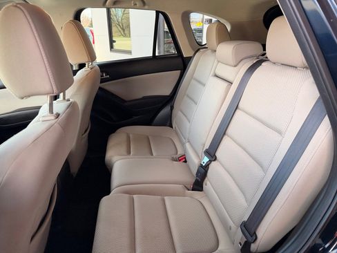 Used 2016 MAZDA CX-5 Touring image 12