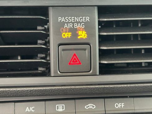 Used 2022 Volkswagen Jetta S image 34