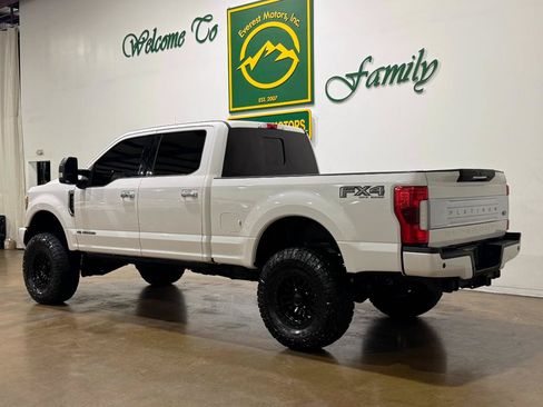 Used 2019 Ford F250 Platinum w/ Platinum Ultimate Package AWD/4WD image 6
