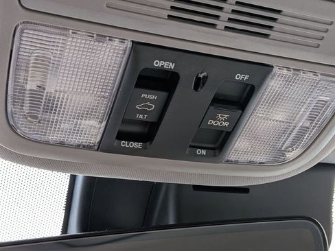 Used 2022 Honda Pilot EX-L image 22