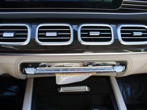 Certified 2026 Mercedes-Benz GLE 53 AMG 4MATIC image 43