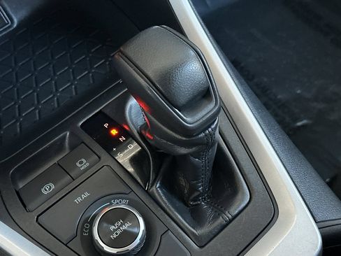 Certified 2024 Toyota RAV4 LE AWD/4WD image 23