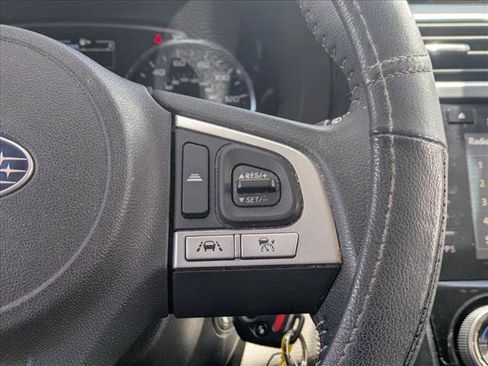 Used 2018 Subaru Forester 2.5i Limited AWD/4WD image 12