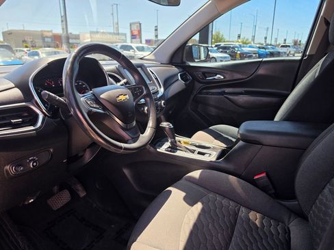 Used 2018 Chevrolet Equinox LT AWD/4WD image 9
