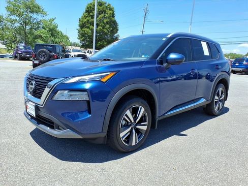 Used 2022 Nissan Rogue SL w/ SL Premium Package FWD image 8