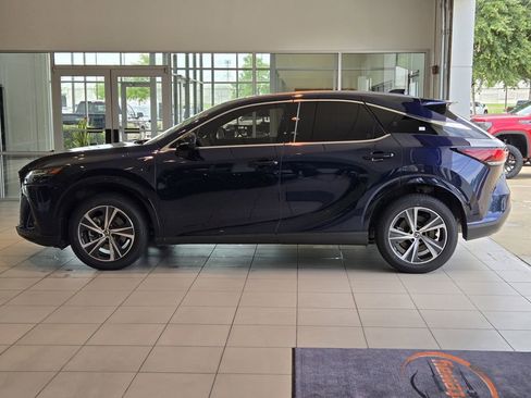 Used 2023 Lexus RX 350 Premium w/ Cold Area Package FWD image 4