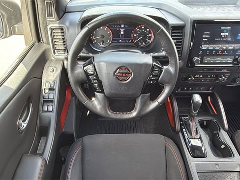 Used 2023 Nissan Frontier PRO-4X w/ Pro Convenience Package image 19