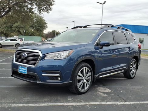 Used 2022 Subaru Ascent Limited w/ Technology Package image 4