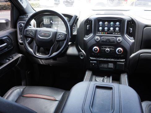 Used 2022 GMC Sierra 2500 AT4 w/ AT4 Premium Plus Package AWD/4WD image 26