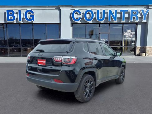 Used 2025 Jeep Compass Latitude w/ Altitude Special Edition AWD/4WD image 6