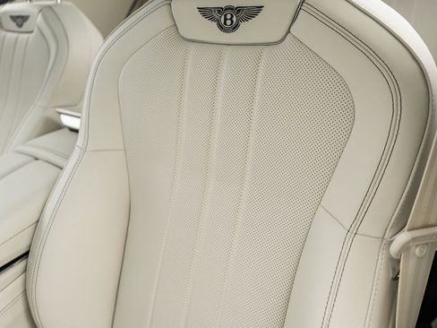 New 2026 Bentley Flying Spur image 30