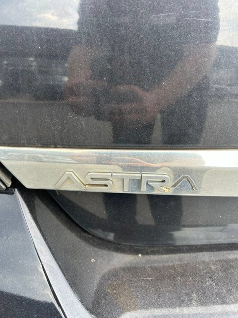 Used 2008 Saturn Astra XR w/ Advanced Audio Package FWD image 10