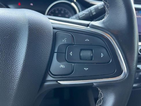 Used 2022 Buick Encore GX Preferred w/ Sport Touring Package image 17