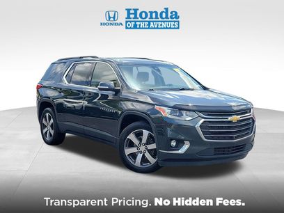 Used 2021 Chevrolet Traverse LT w/ LT Premium Package